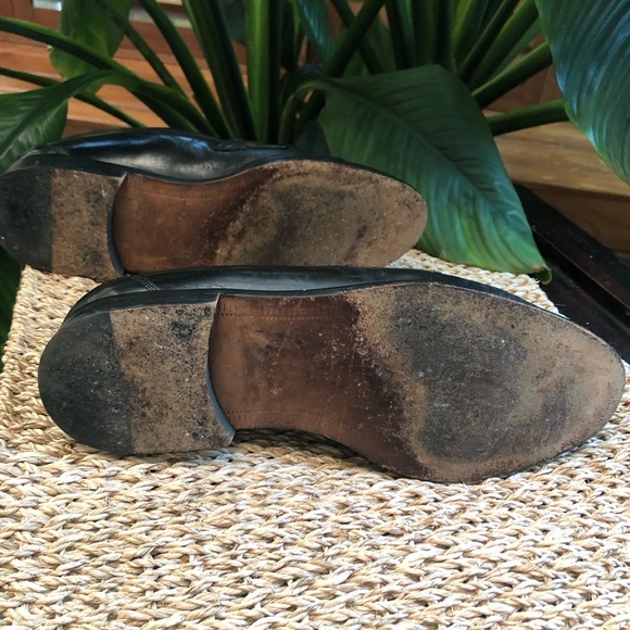 Johnson & Murphy Tassel Black Leather Loafer - Picture 8 of 8